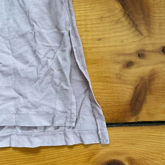 NEW aerie Women's Oversized Short Sleeve V Neck Tee Shirt Size Small NWT - Picture 12 of 14